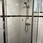 Cozy Two-bedroom With Free Parking