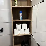 דירה Cozy Two-bedroom With Free Parking אודנטל