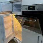 דירה Cozy Two-bedroom With Free Parking *