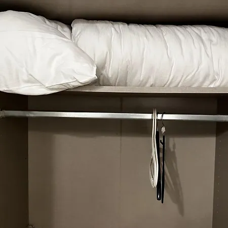 Cozy Two-bedroom With Free Parking * Odenthal