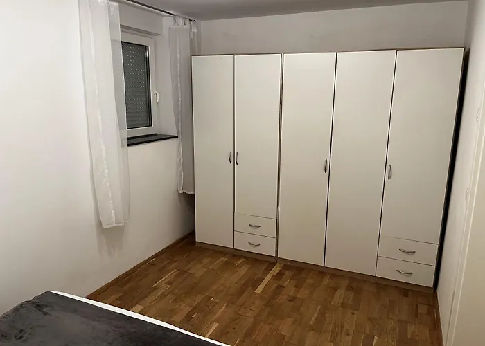 Apartamento Cozy Two-bedroom With Free Parking Odenthal