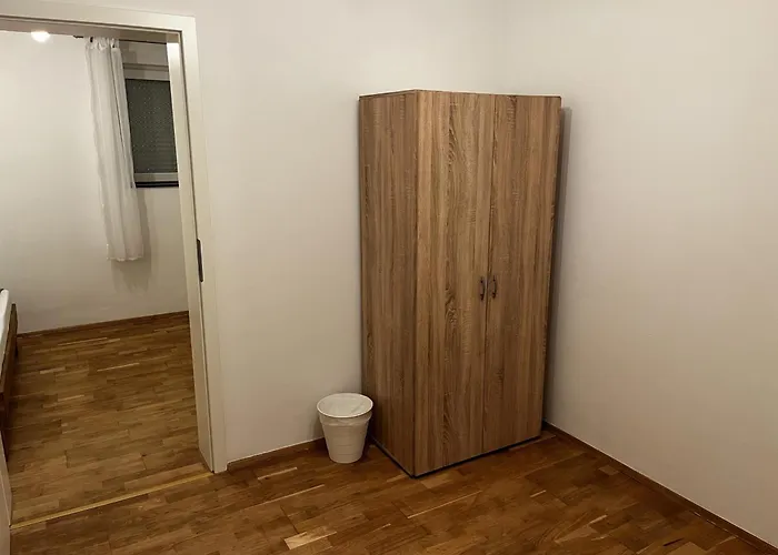 Cozy Two-bedroom With Free Parking Apartamento Odenthal