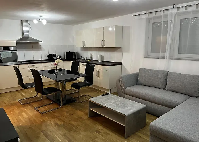 Cozy Two-bedroom With Free Parking Apartamento Odenthal