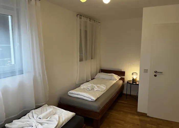 Cozy Two-bedroom With Free Parking * Odenthal