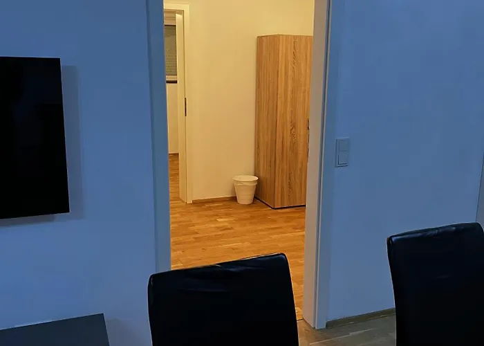 Cozy Two-bedroom With Free Parking