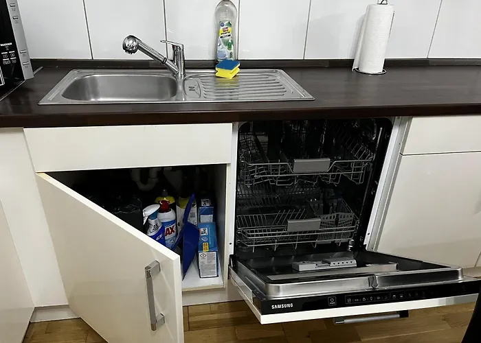 Cozy Two-bedroom With Free Parking * Odenthal